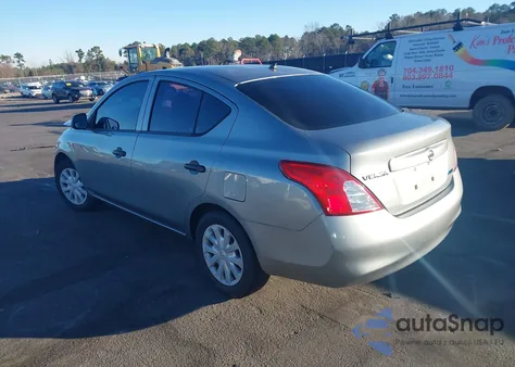 2012 Nissan Versa 1.6 S z USA, uszkodzony, nr VIN 3N1CN7AP1CL802795